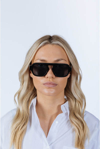 Black - Retro Ribbed Navigator Sunglasses In Black by SVNX