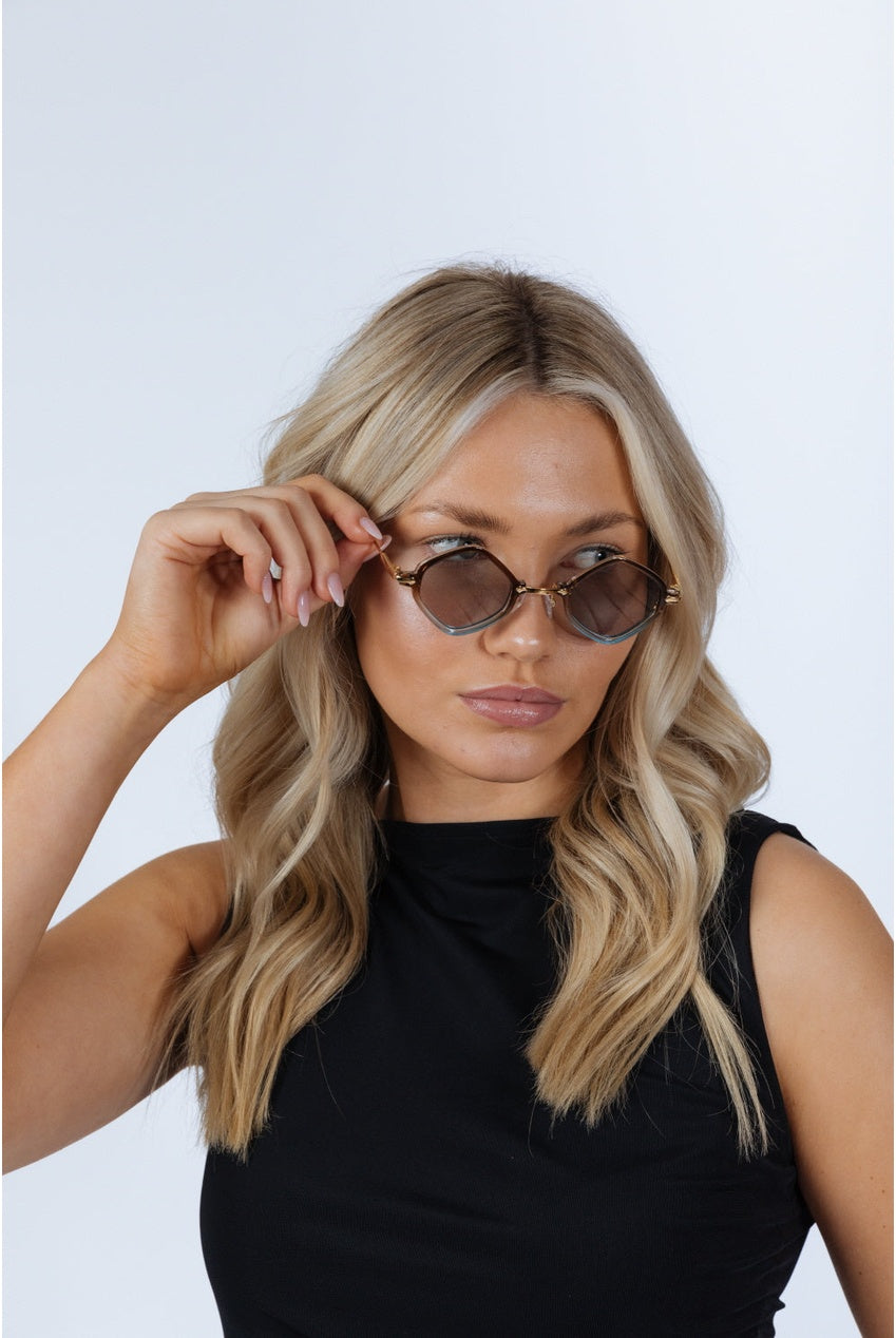 Diamond Shape Sunglasses In Brown Blue SG2501101
