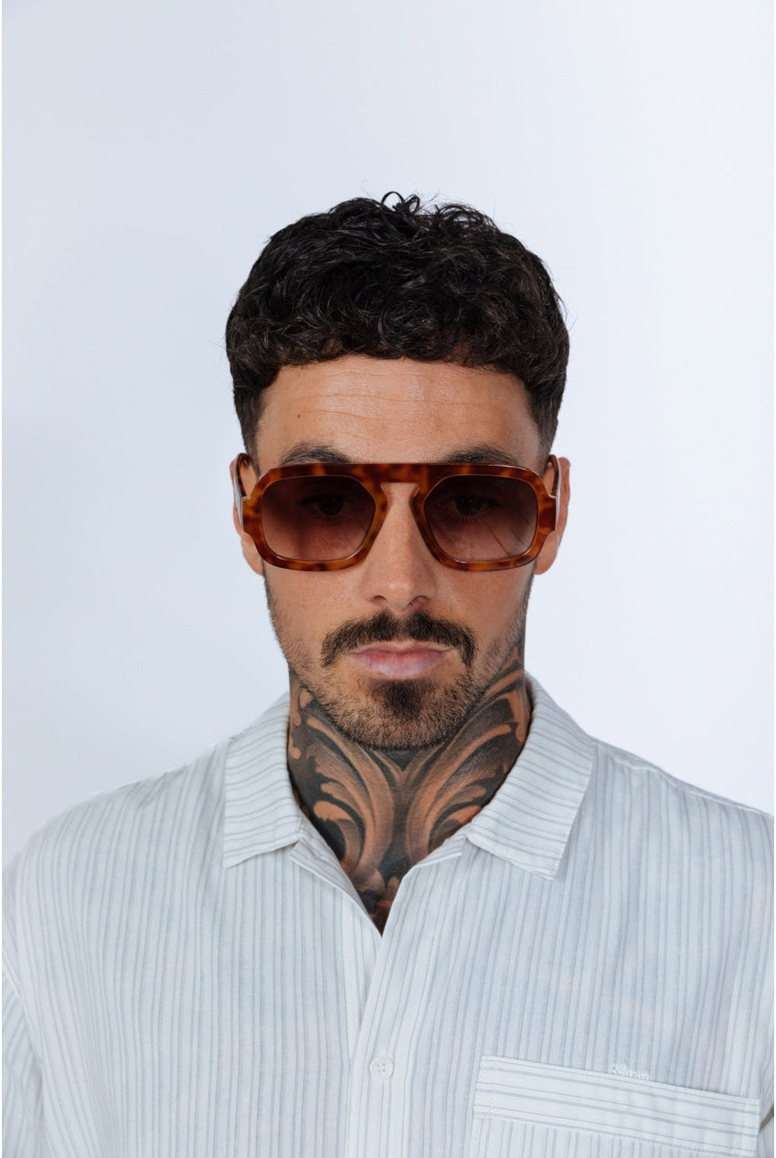 Retro Navigator Sunglasses In Burnt Rust SG2501306