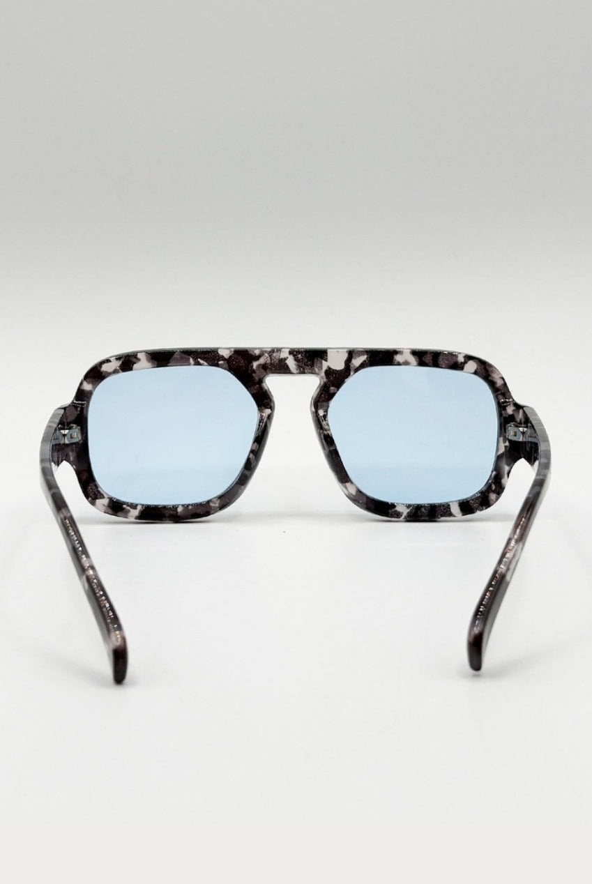 Tortoise Retro Navigator Sunglasses In Grey Blue SG2501320