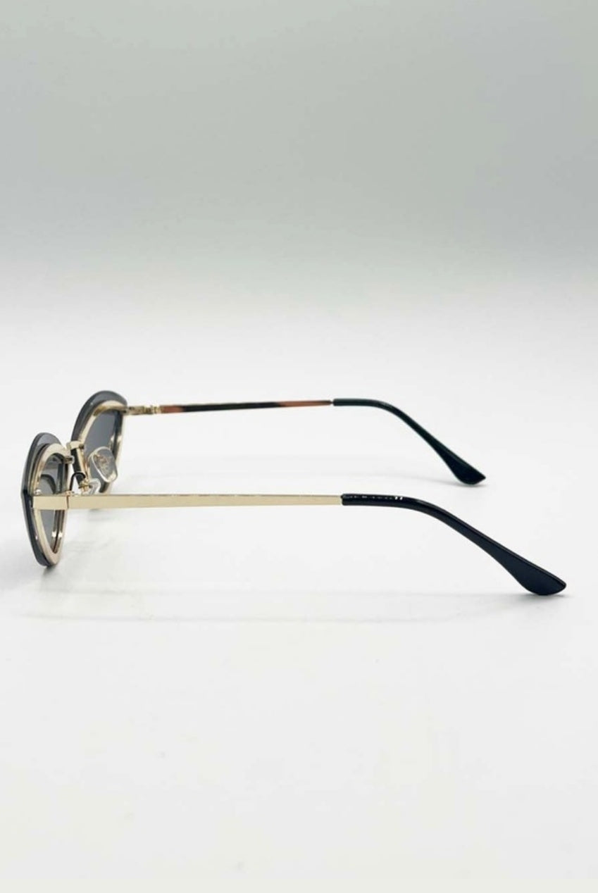 Diamante Cat-Eye Sunglasses In Black SG2501902