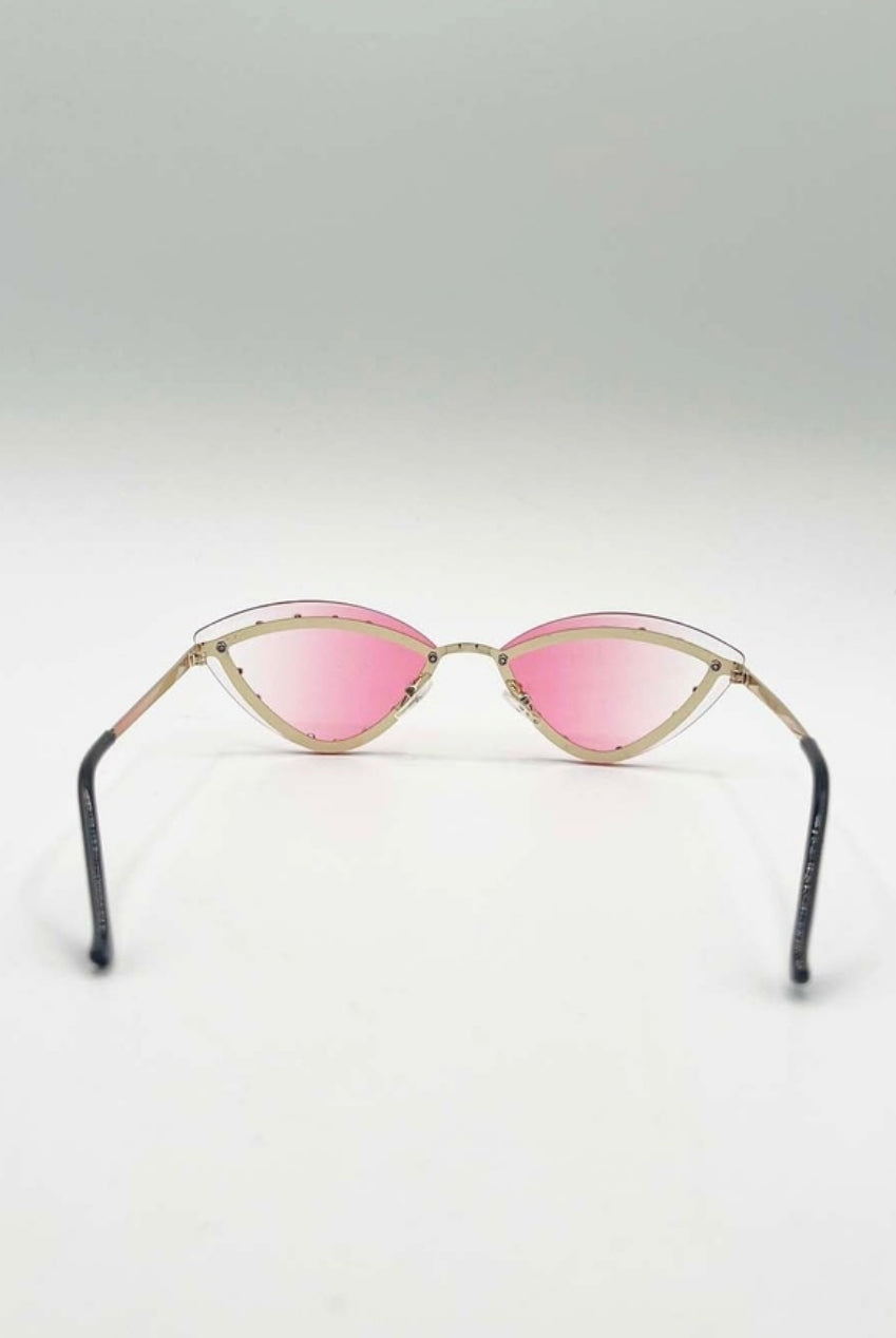 Diamante Cat-Eye Sunglasses In Pink SG2501909