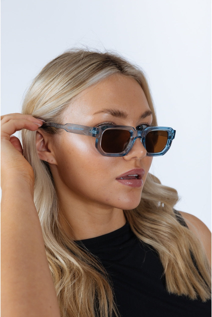 Chunky Retro Square Sunglasses SG2502120