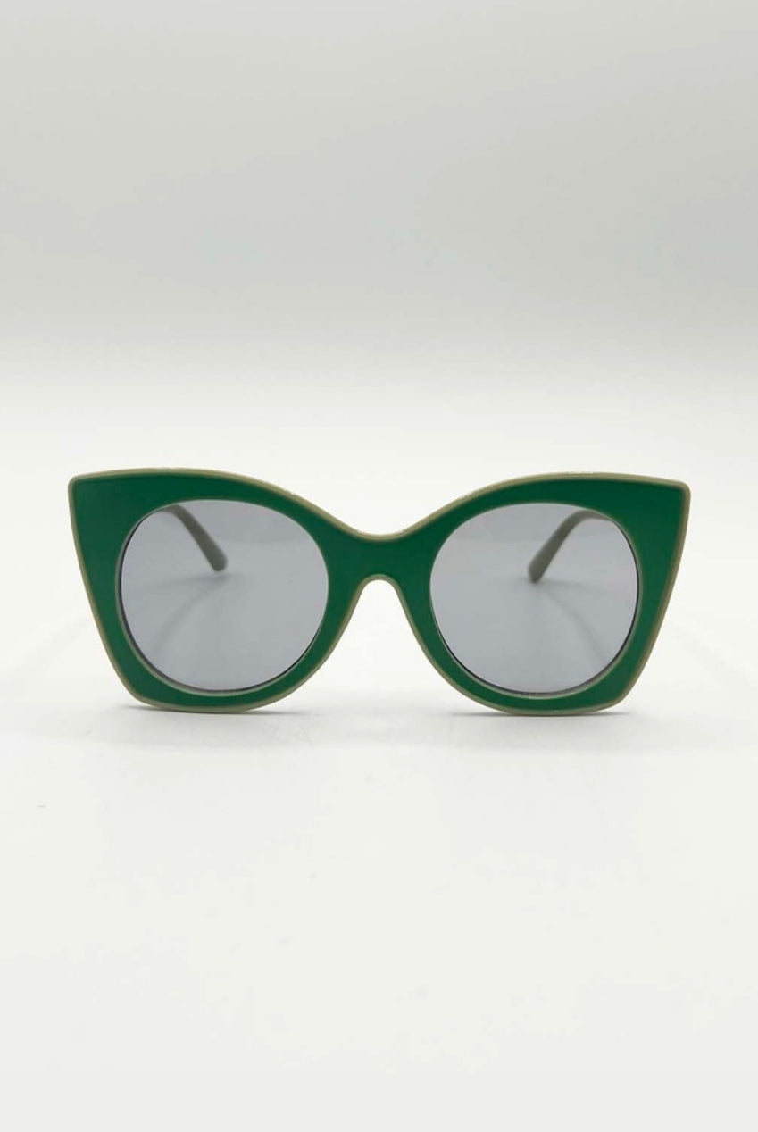 Oversized Round Cat-Eye Sunglasses In Green SG2502217