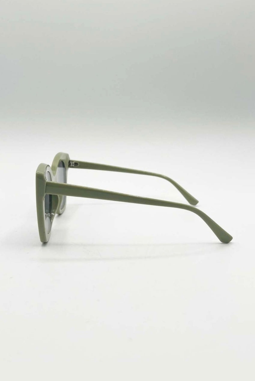 Oversized Round Cat-Eye Sunglasses In Green SG2502217