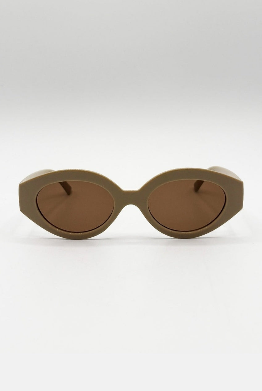 Retro Small Oval Sunglasses Beige SG2502528