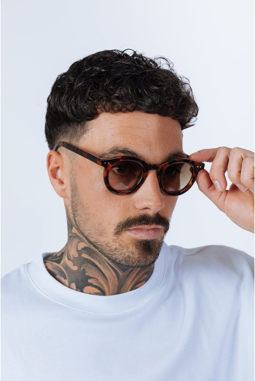 Bold Rounded Sunglasses In Tortoiseshell SG2502705