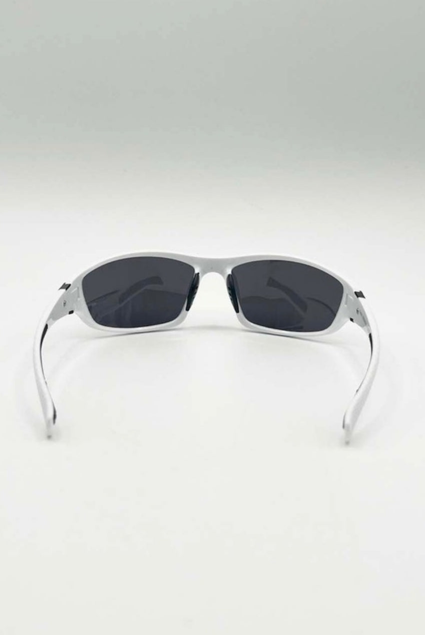 Outdoor Racer Sunglasses In White Black With Hard Case SG2502807