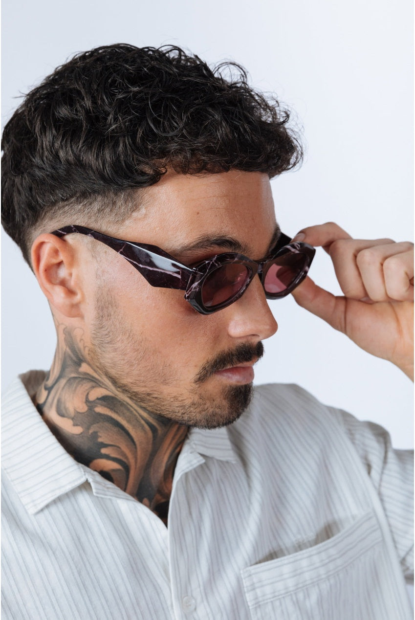 Retro Polygonal Cat-Eye Sunglasses In Red SG2503204