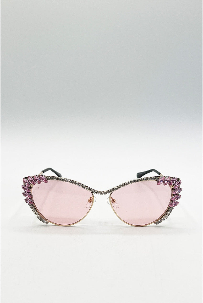 Cat-Eye Diamante Sunglasses In Pink SG2503609