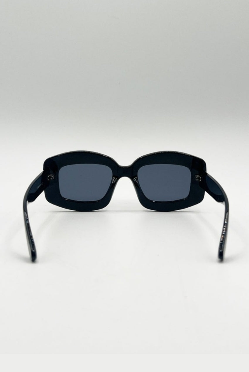 Oversized Chunky Rectangle Sunglasses In Black SG2510202
