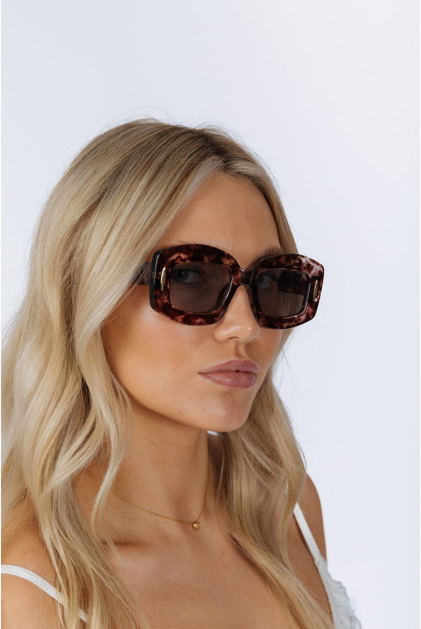 Oversized Chunky Rectangle Sunglasses In Brown Multi SG2510206