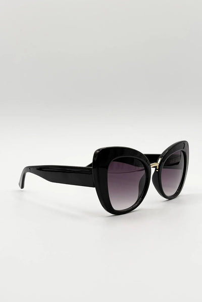 Black - Oversized Cat-Eye Sunglasses In Black by SVNX