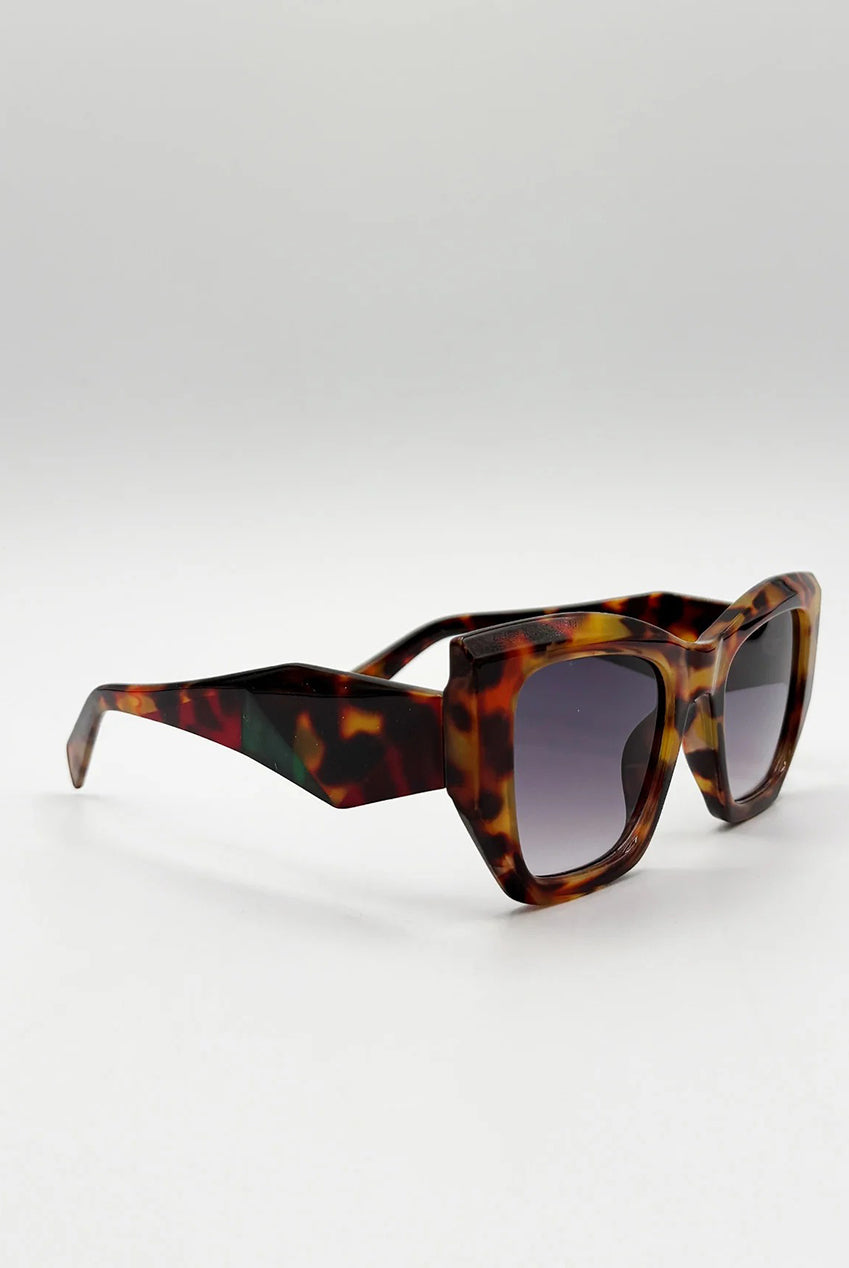 Square Cat-Eye Sunglasses In Tortoiseshell SG2510705