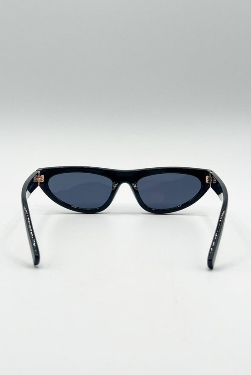 Retro Oval Sunglasses In Black SG2510902