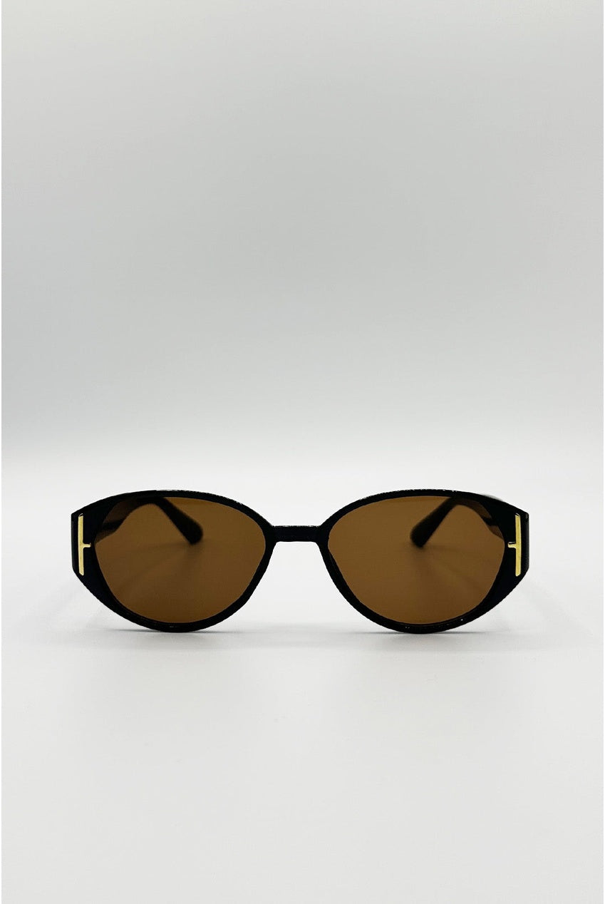 Round Cat Eye Detail Sunglasses In Black SG2600102