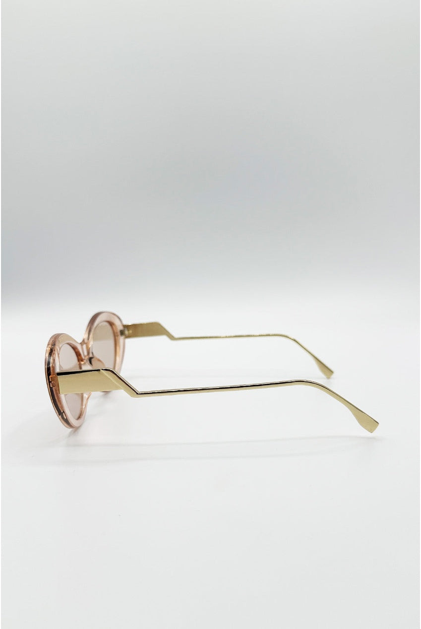 Cat Eye Metal Side Detail Sunglasses In Champagne SG2600934