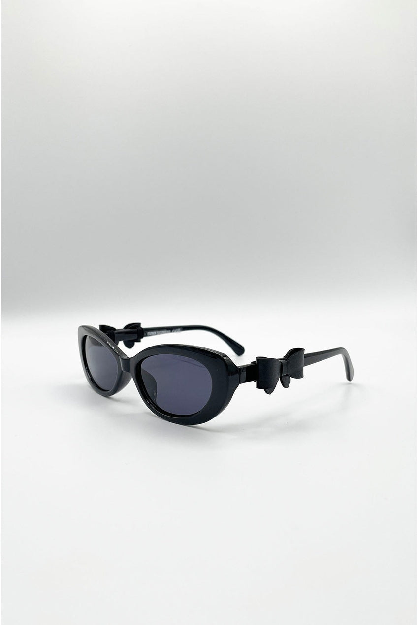 Bow Side Detail Sunglasses In Black - Removeable Bow SG2601002