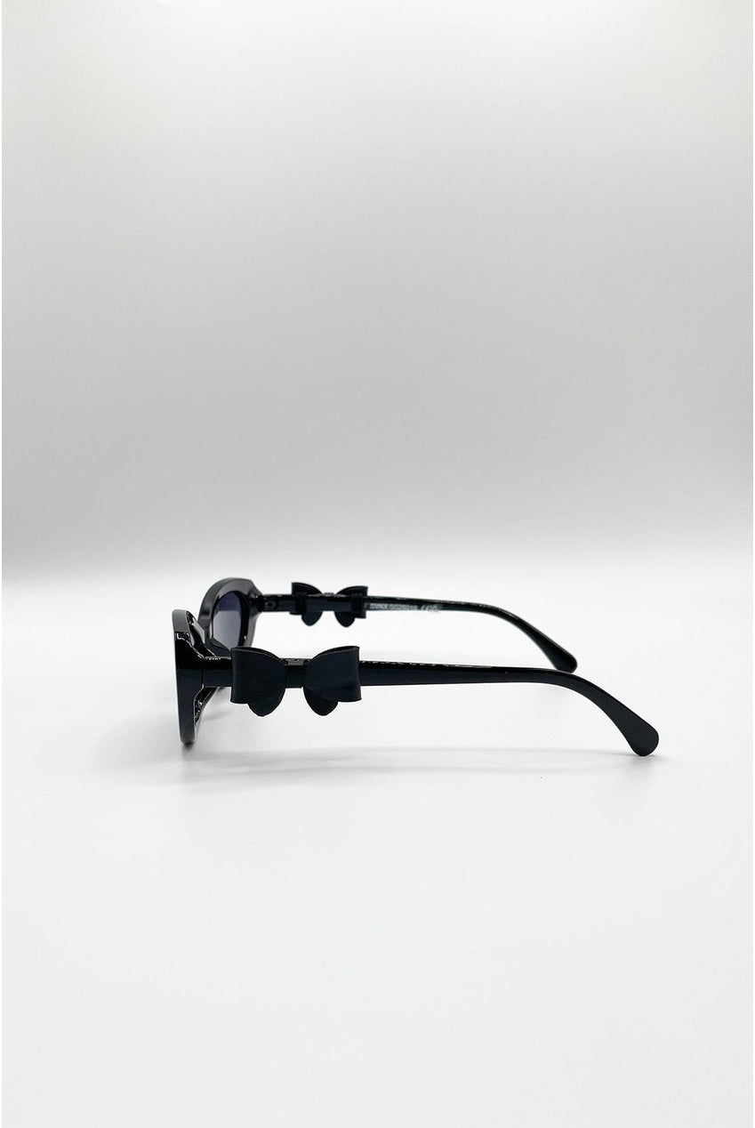 Bow Side Detail Sunglasses In Black - Removeable Bow SG2601002