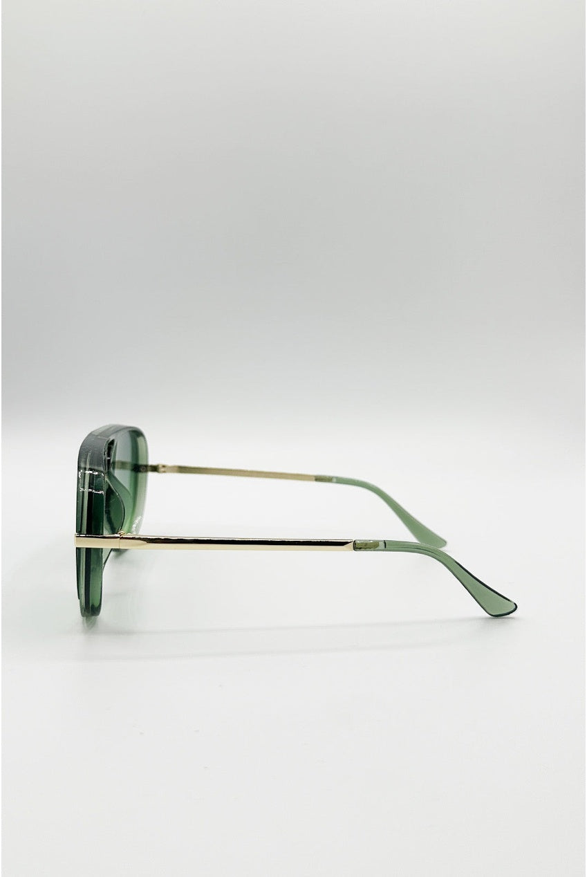 Bold Aviator Metal Arm Sunglasses In Green In Green SG2601617
