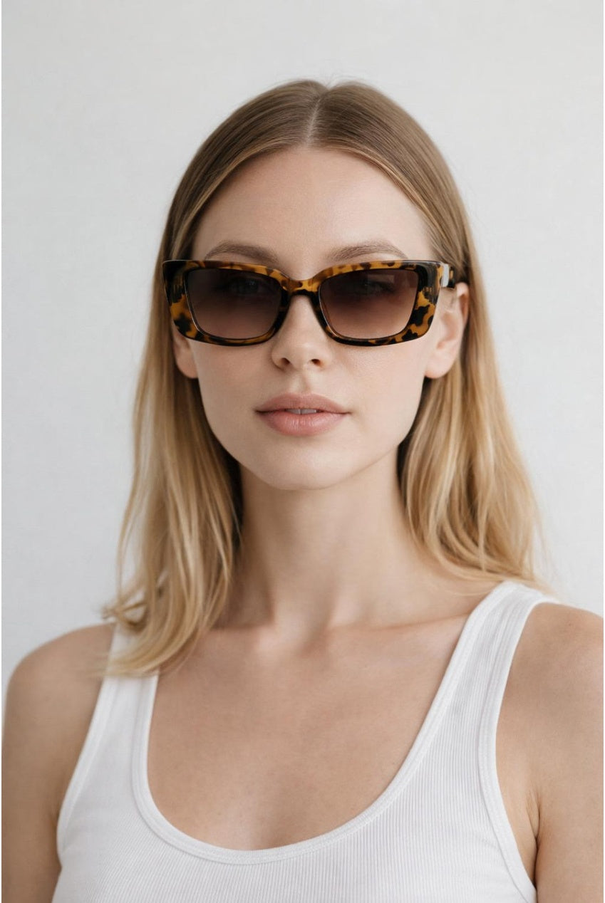 Rectangle Cateye Side Detail Sunglasses In Leopard SG2601805