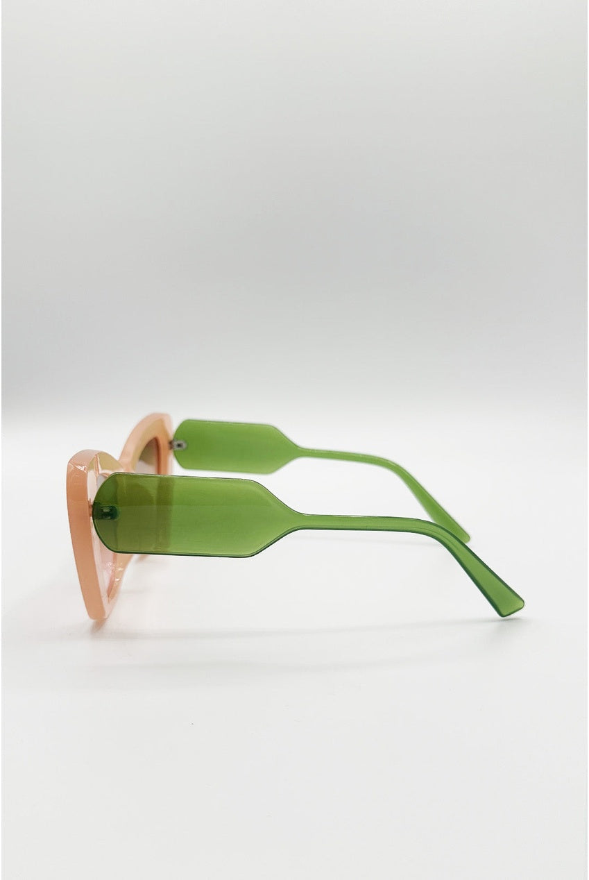 Cat Eye Sunglasses In Pink Green SG2602101