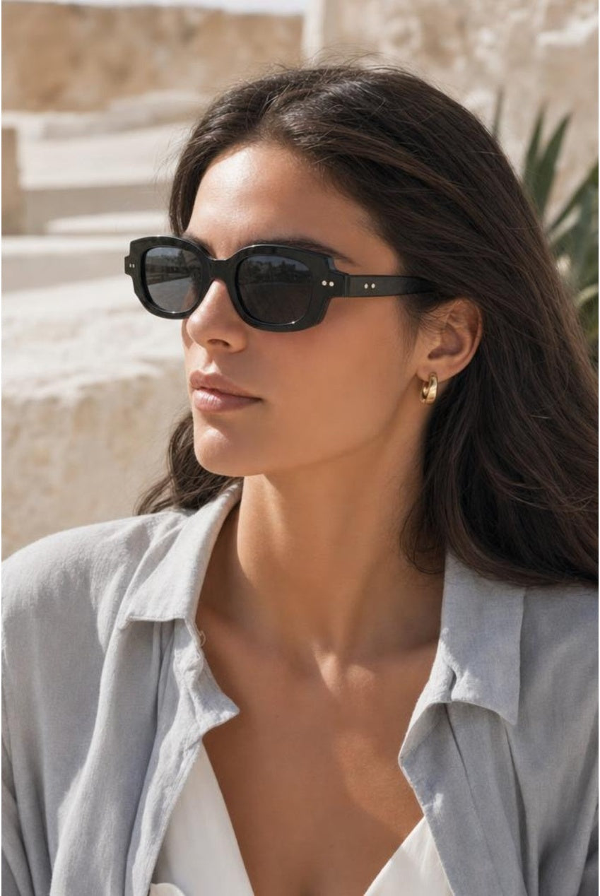 Bold Square Sunglasses In Black SG2603102