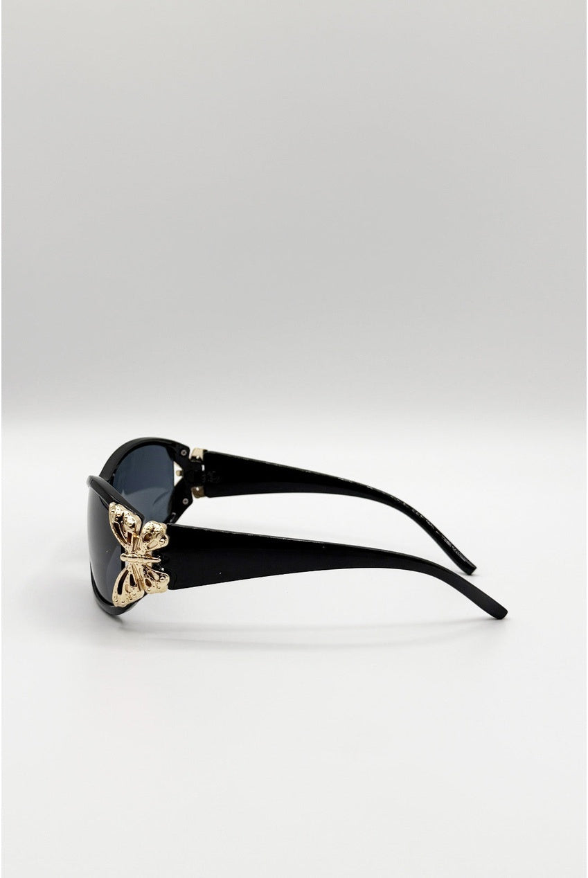 Vintage Wrap Around With Butterfly Detail Sunglasses In Black SG2604202