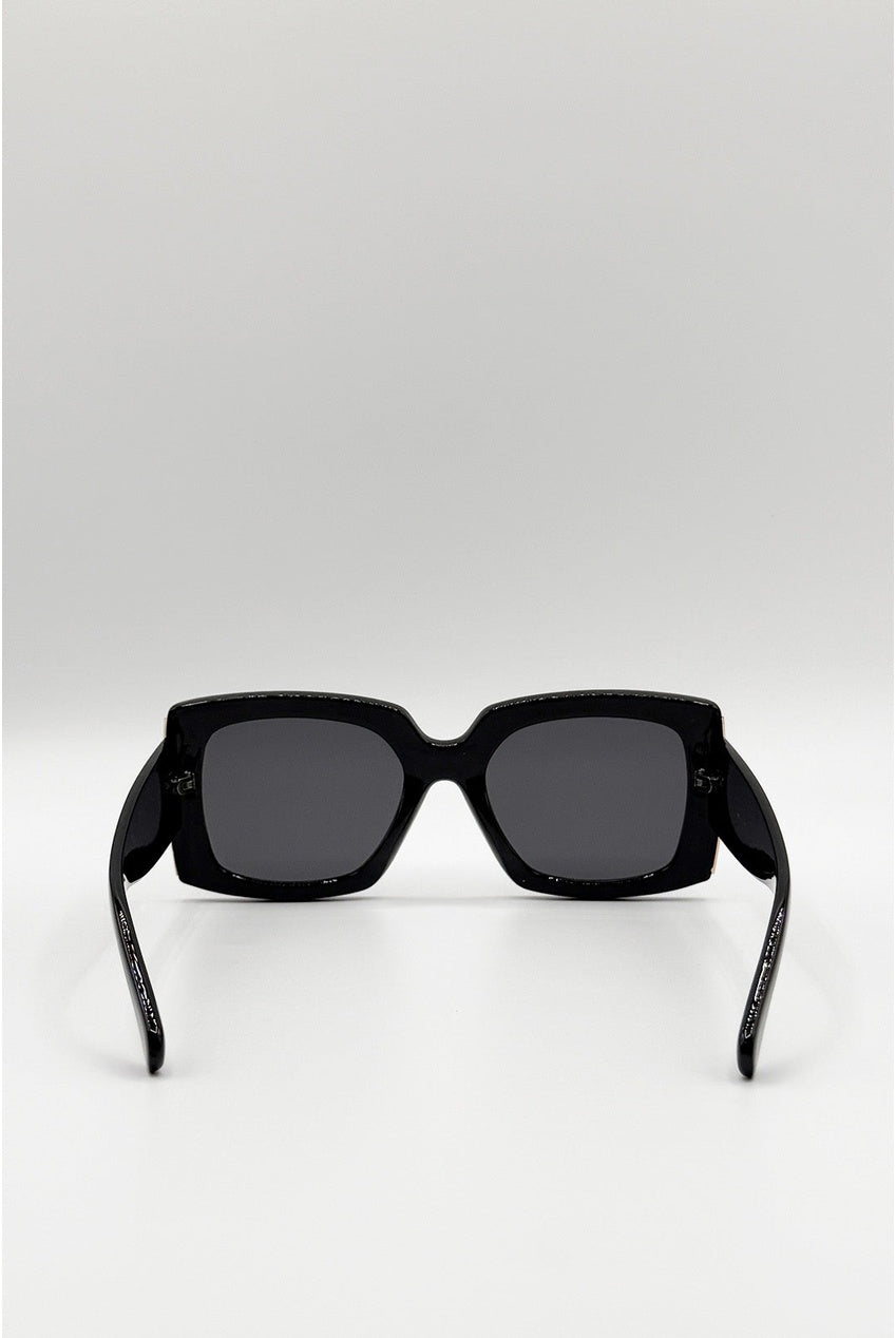 Oversized Square Sunglasses In Black Gold Detail SG2604402