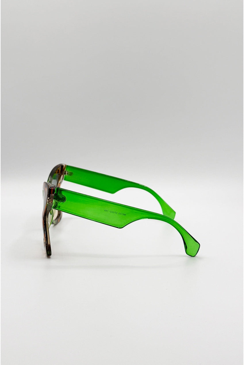 Oversized Butterfly Sunglasses In Green Leopard SG2604617