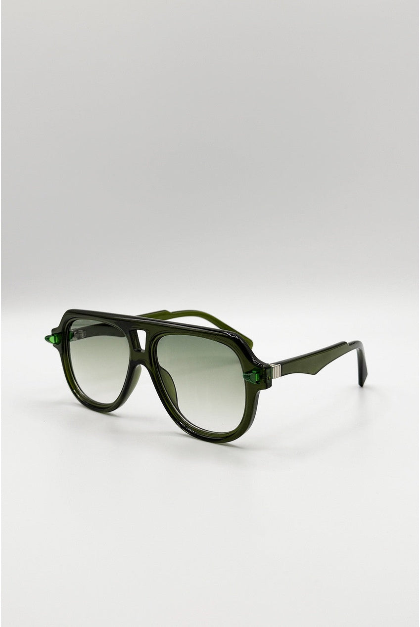 Bold Navigator Sunglasses In Green SG2605517