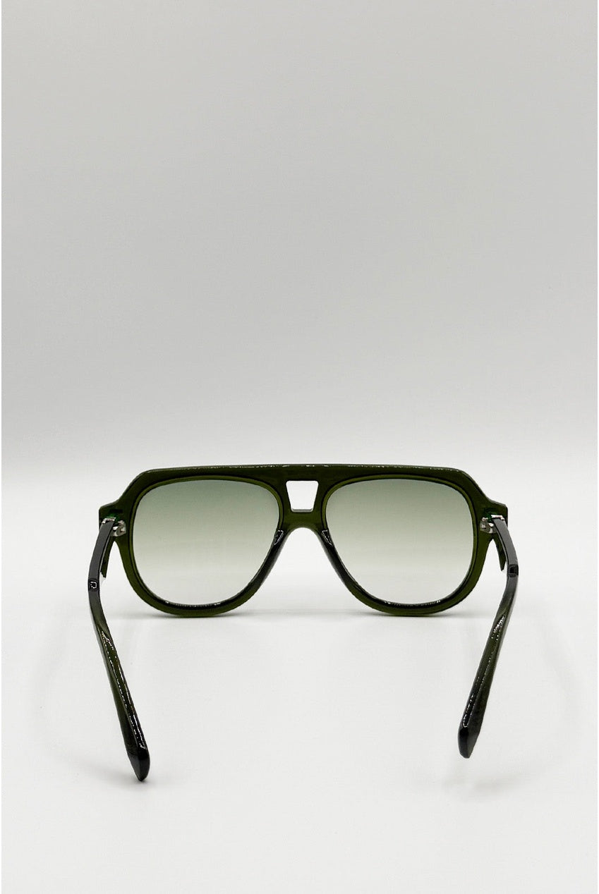 Bold Navigator Sunglasses In Green SG2605517