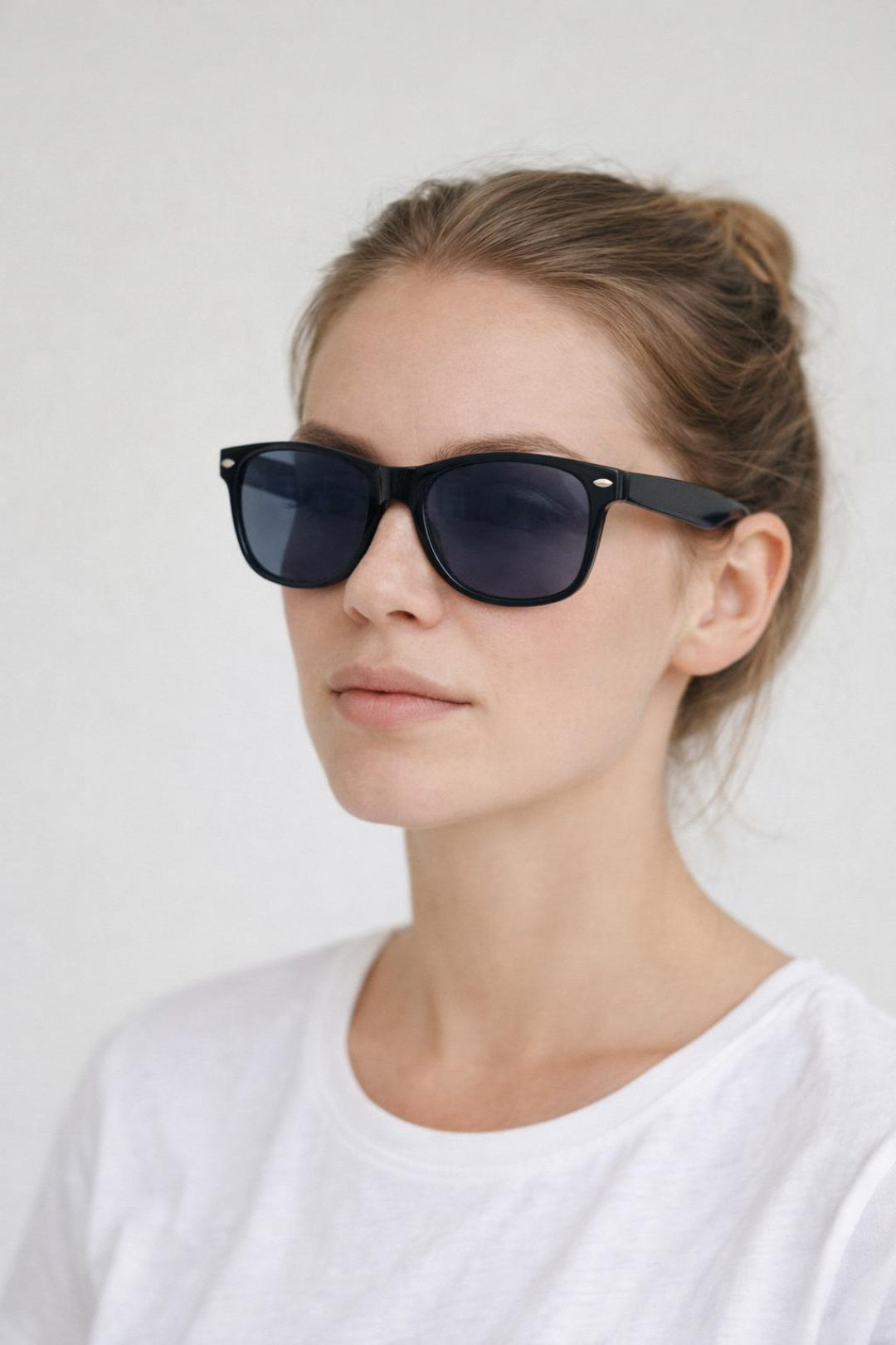 Classic Wayfarer Sunglasses SG2607002