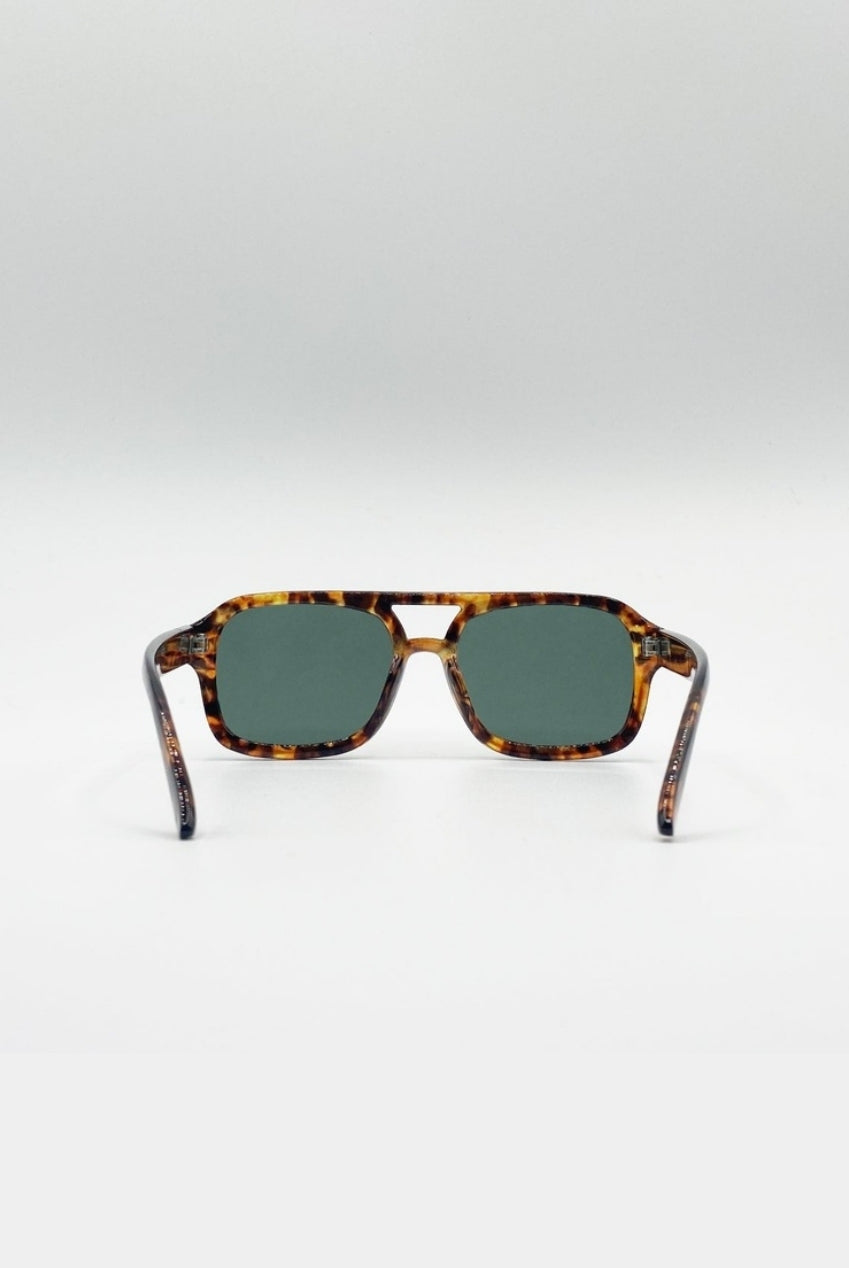 70's Navigator Sunglasses In Tortoiseshell SG2607405
