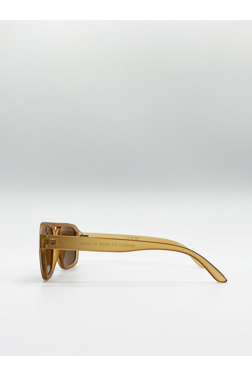 70's Navigator Sunglasses In Matte Sand SG2607408