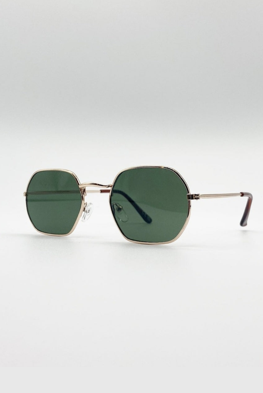 Hexagon Metal Frame Sunglasses In Gold SG2607924