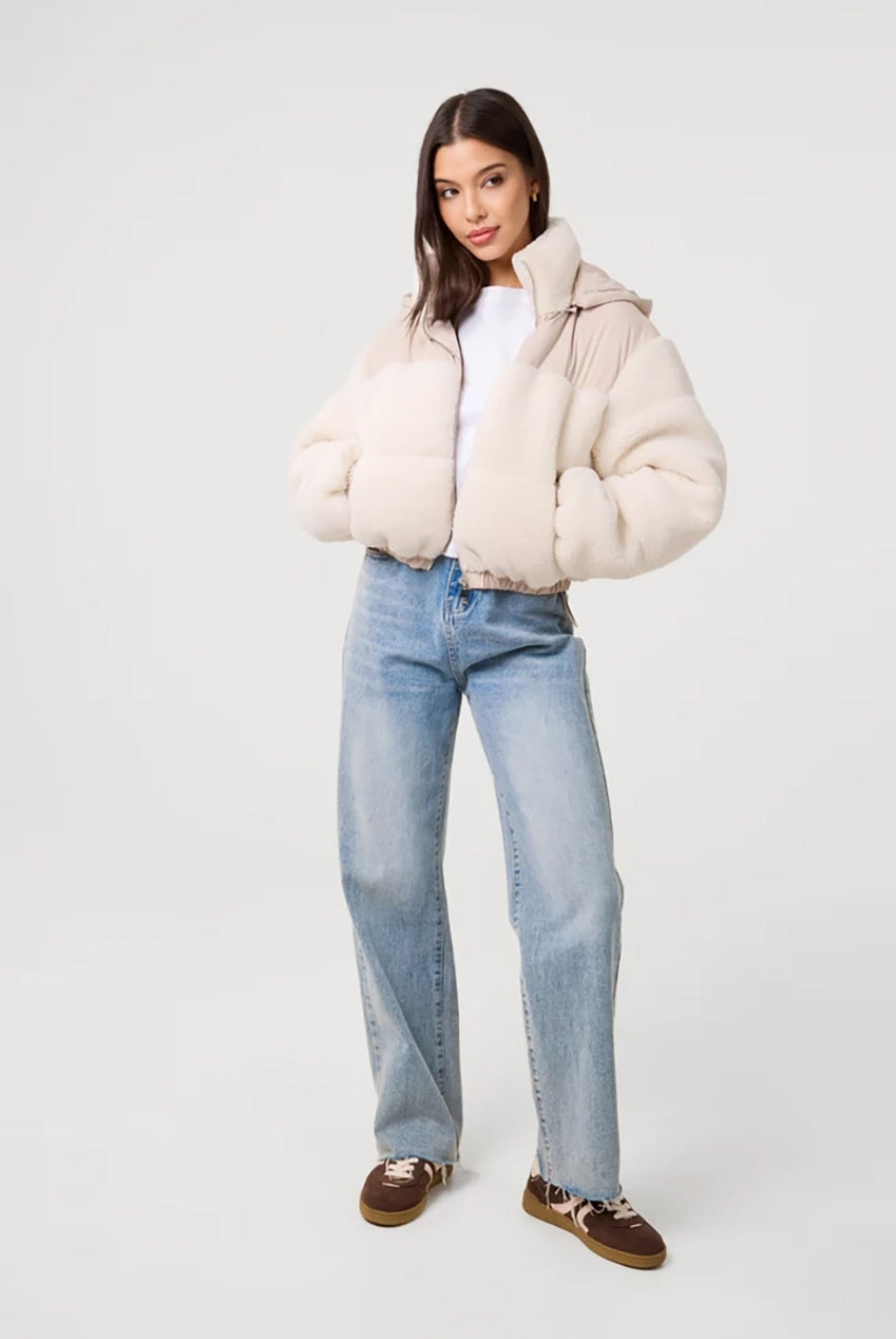 Teddy Coat With Hood SS25344P013
