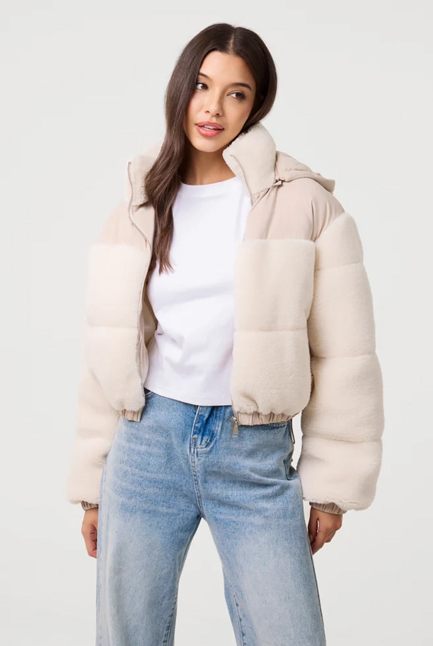 Teddy Coat With Hood SS25344P013