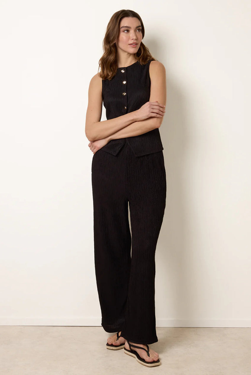 Crew Neck Button Through Vest SS26008B003
