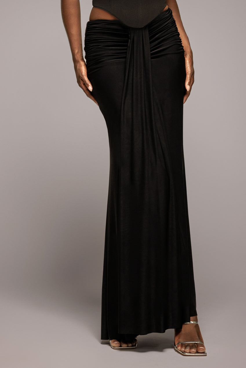 Gathered Front Dipped Waist Maxi Skirt - Black SK54