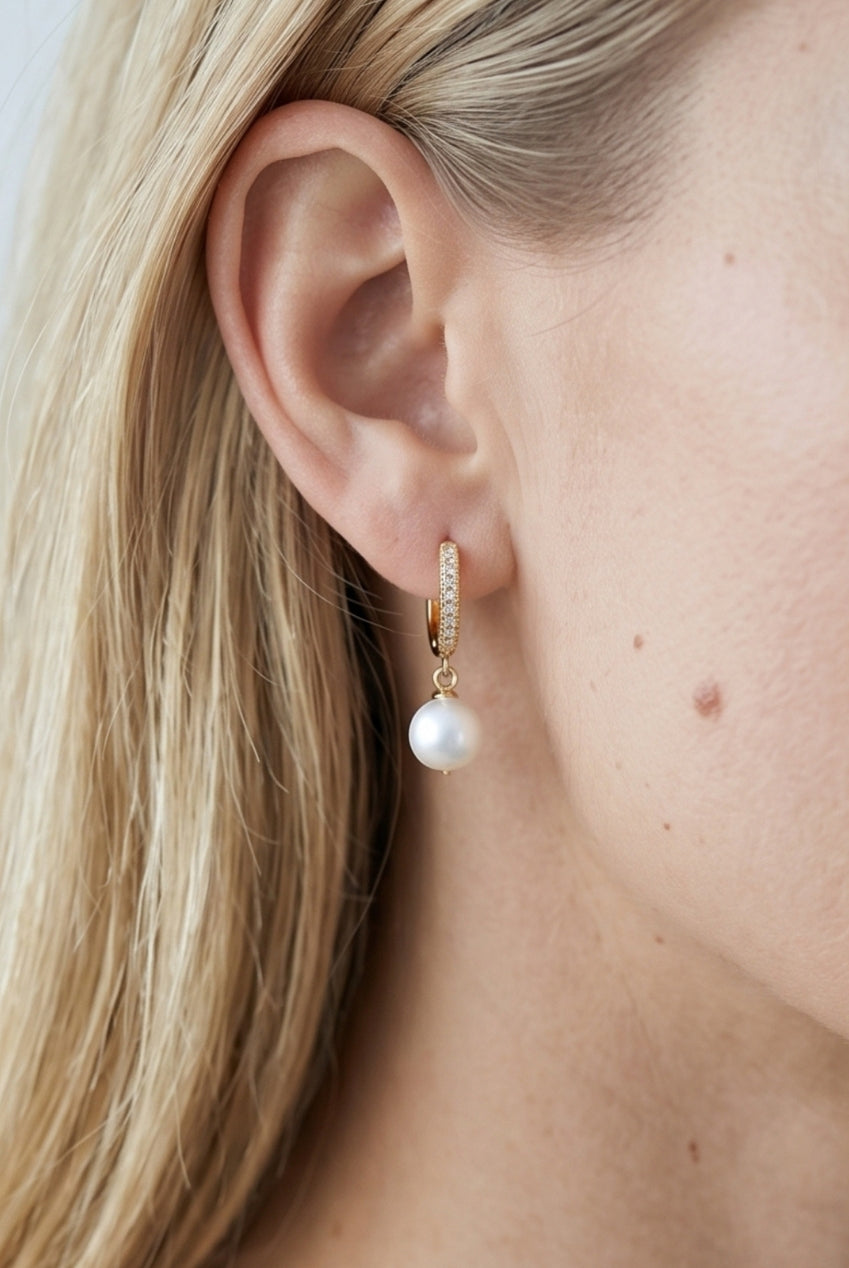 Shinju Gold Pearl Hoops US01-10109