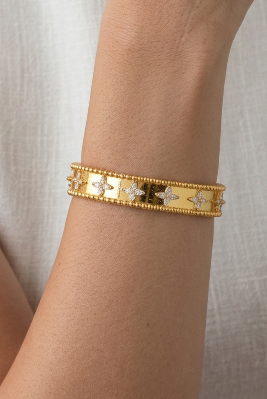 Kinmokusei Gold Flower Beaded Bangle US01-10314