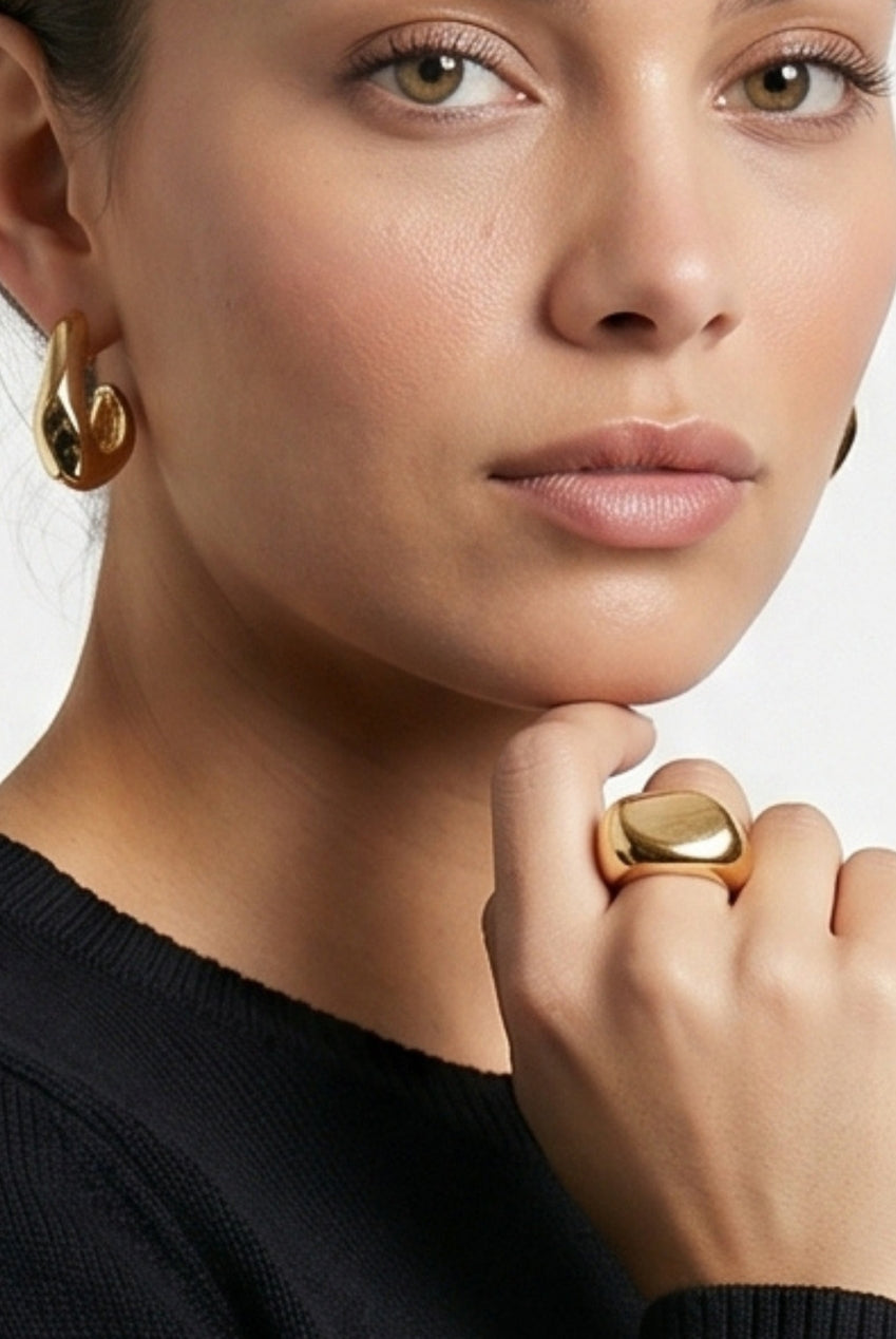 Nami Gold Hammered Ring US01-10864