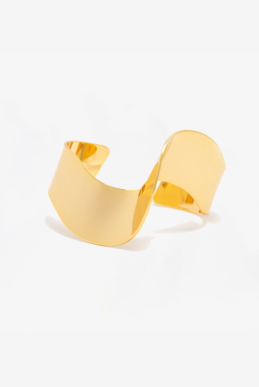 Nami Gold Wave Bangle US01-10970