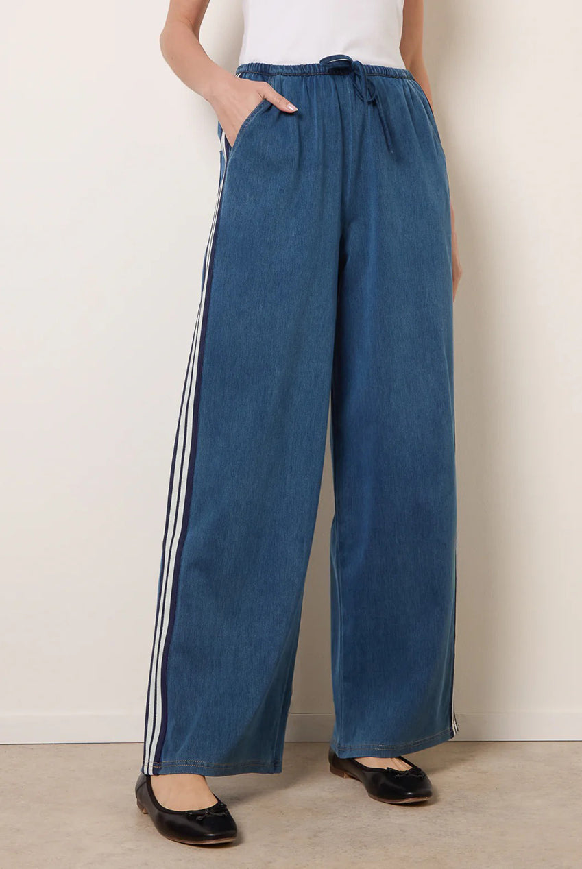Stripe Trousers With Elasticated Waist BV269247018
