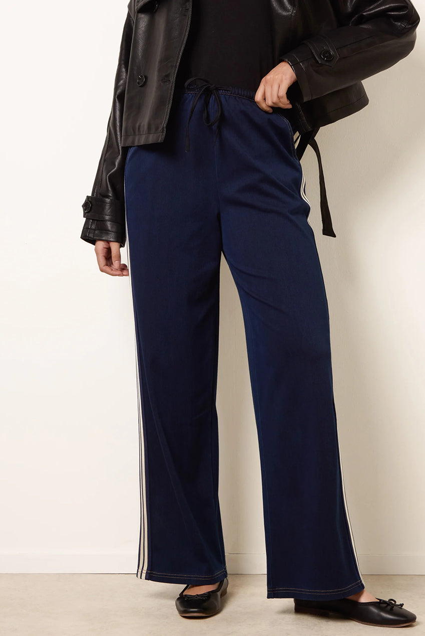 Stripe Trousers With Elasticated Waist BV269247322