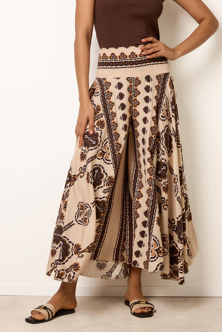 Deep Waist Flowy Pants BV3866025