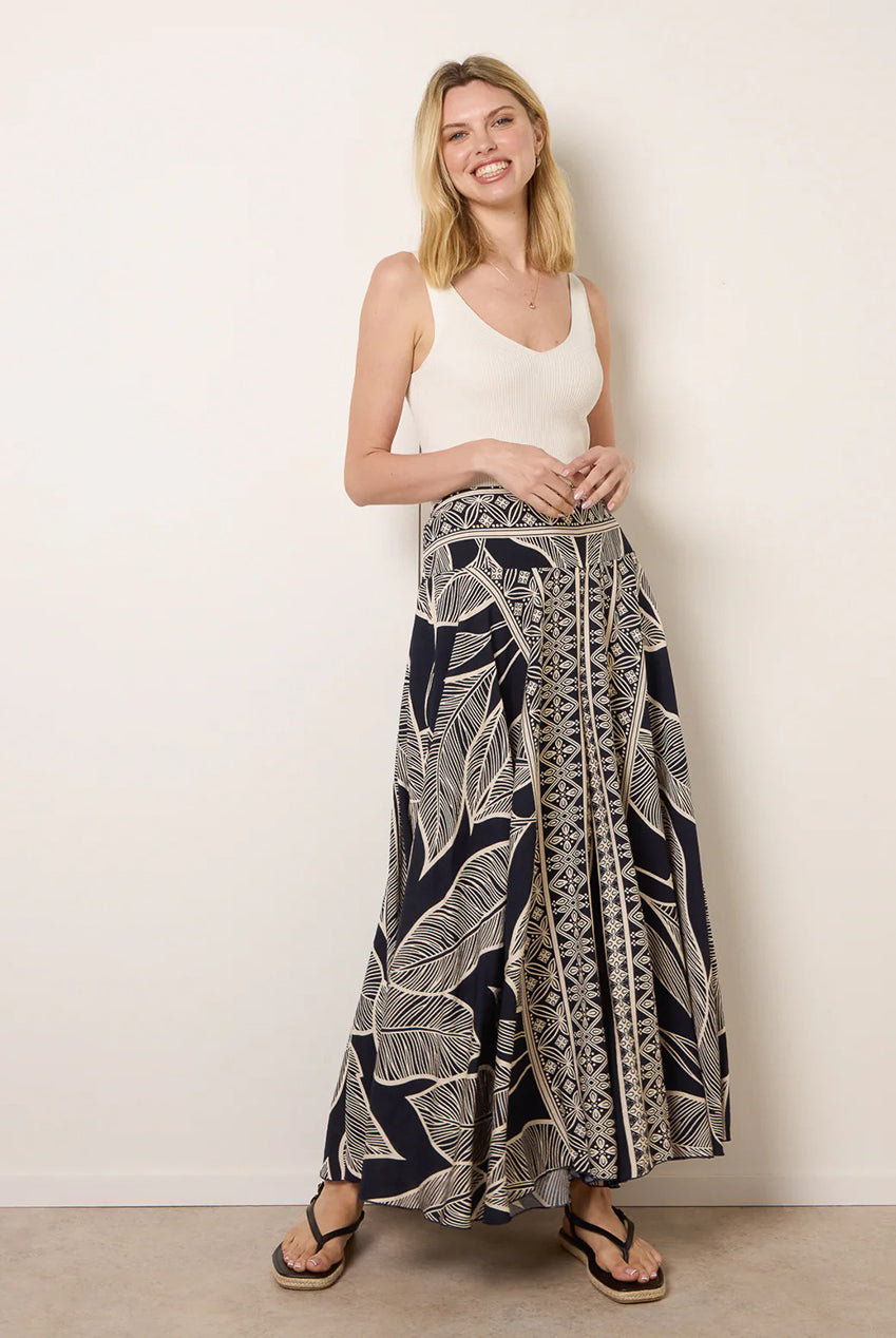 Deep Waist Extra Wide Flowy Trousers BV3867008