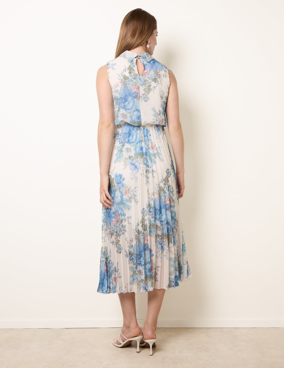 Printed Sleeveless Cowl Neck Pleated Dress BV6311IT376
