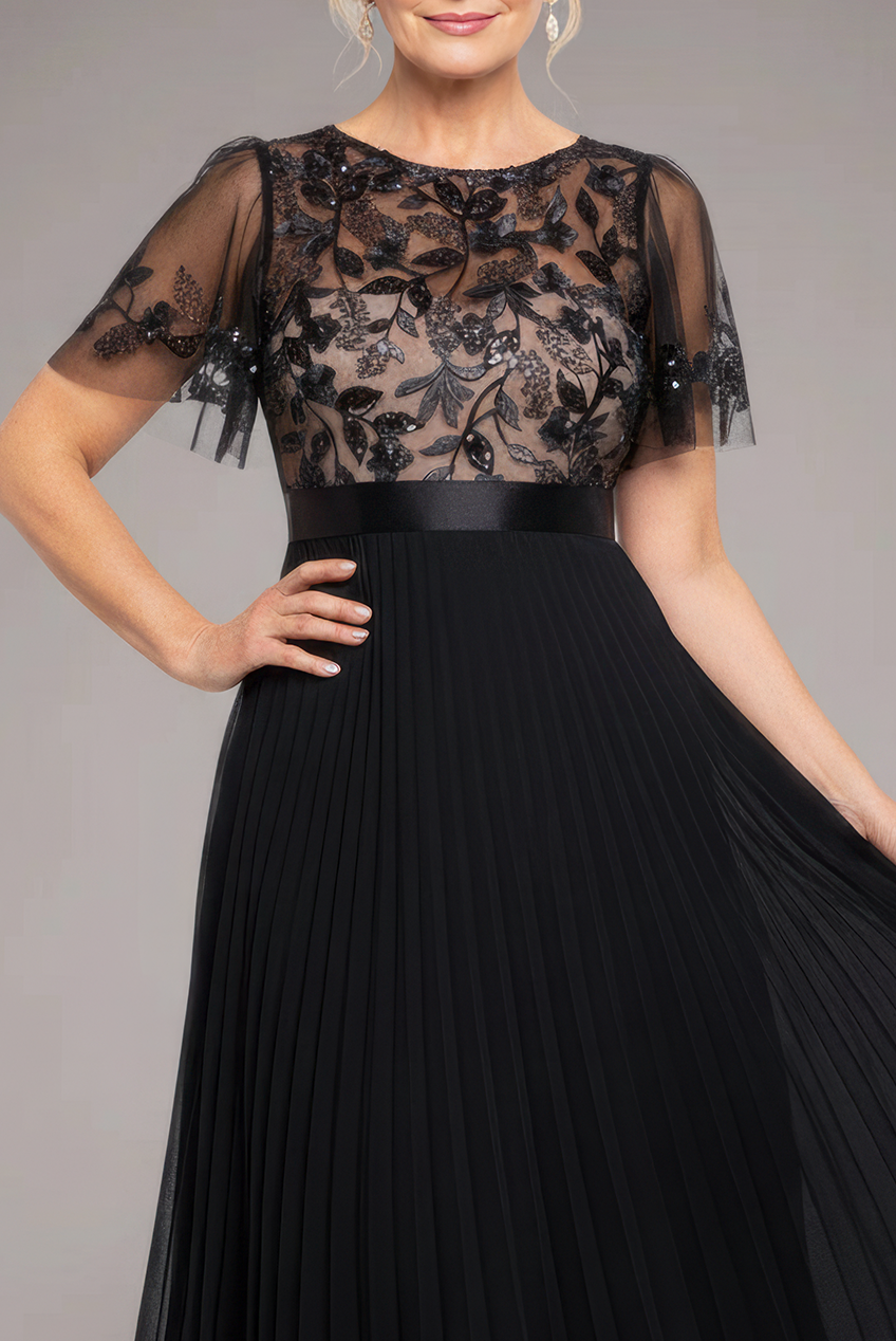 Embroidered Top Chiffon Pleated Midi - Black DR3802M
